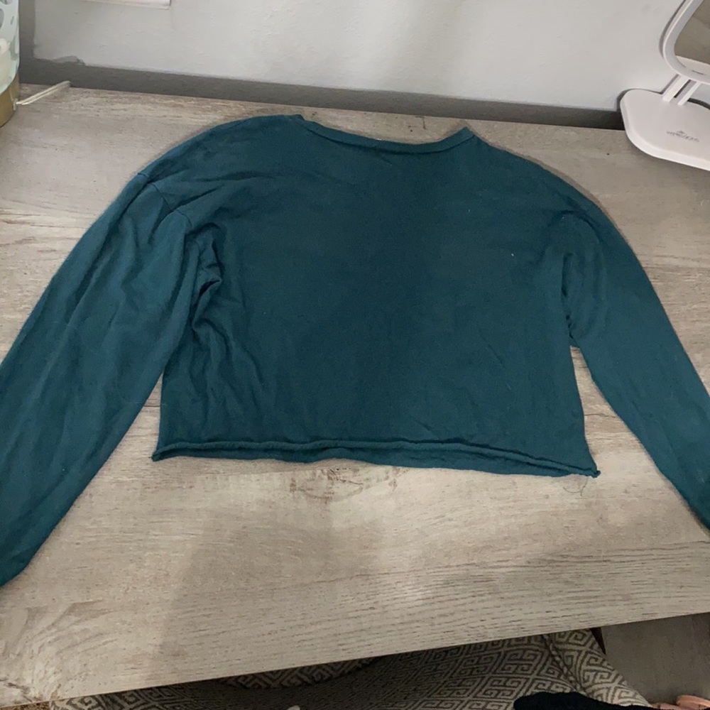 Malibu Long Sleeve Crop - Picture 2 of 2